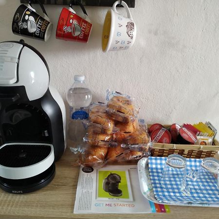 Appartamento Monte Grappa - Rho Fiera Bareggio Luaran gambar